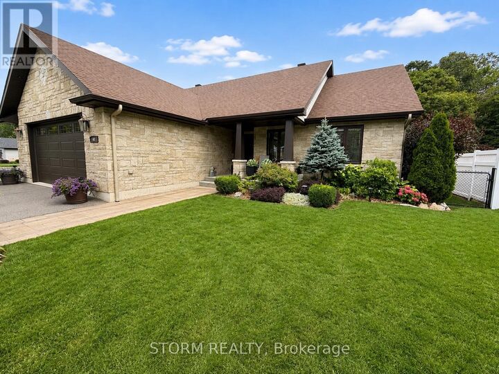 Property Photo: 40 Ault Drive ON K0C 1M0