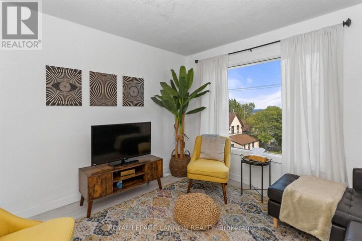 Property Photo: 92 Jean Street ON P7A 5E9