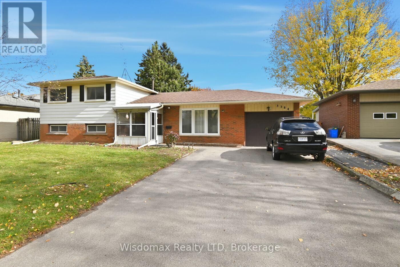 Property Photo: 3384 Baker Crescent ON L2J 3L9