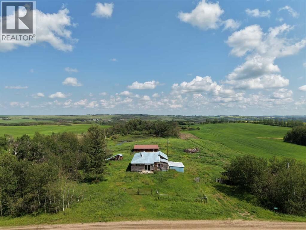 Property Photo:  523015 Range Road 43  AB T0B 2J0 