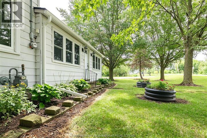 Property Photo: 22589 Merlin Road ON N0P 1W0
