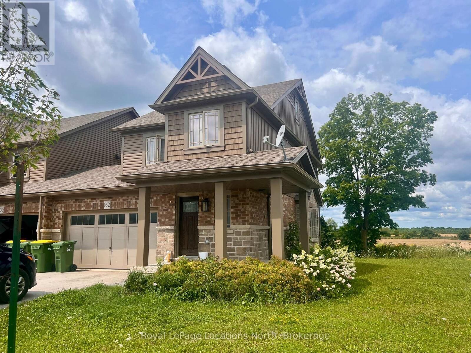 Property Photo: 162 Stonebrook Way ON N0C 1H0
