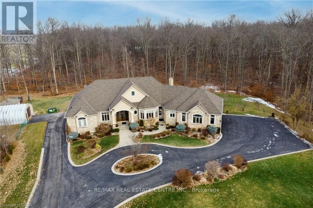 Property Photo:  340 Golf Club Road  ON L0R 1P0 