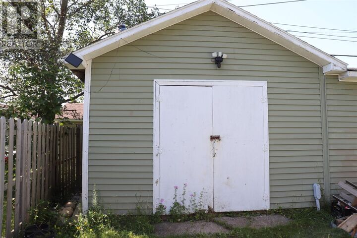Property Photo:  13 Woodland Street  NL A2N 1M3 