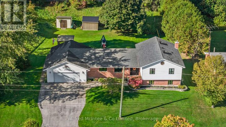 210 James Street — photo 1