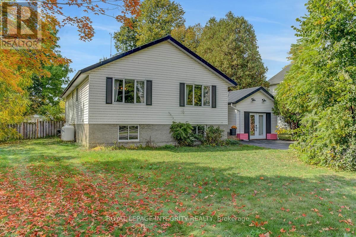 Property Photo: 34 Bennett Street ON K0E 1X0