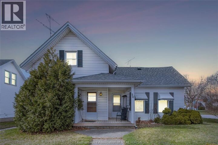 Property Photo: 34 Chatham Street South ON N0P 1A0