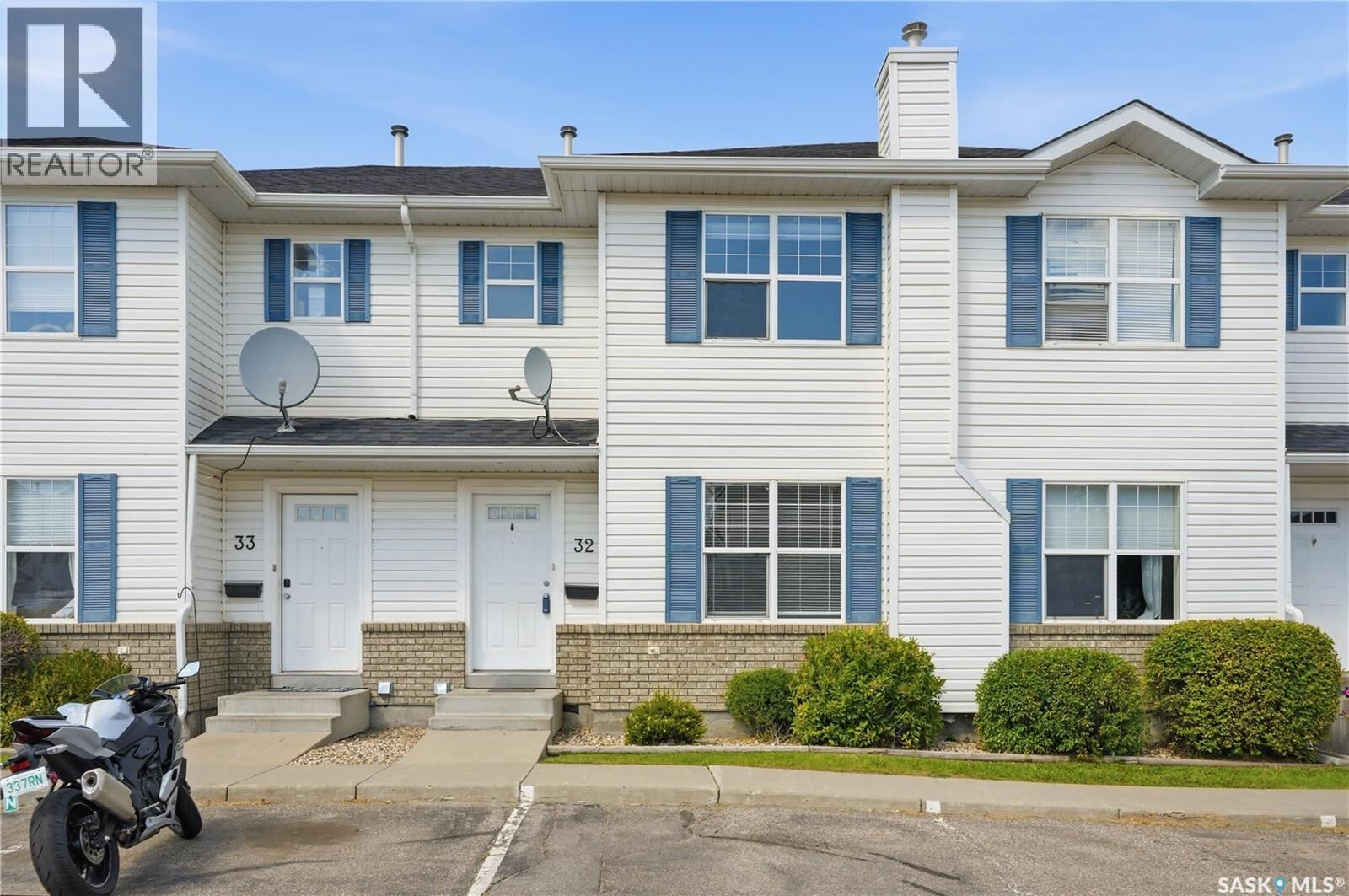 Property Photo: 32 203 Herold Terrace SK S7V 1H4