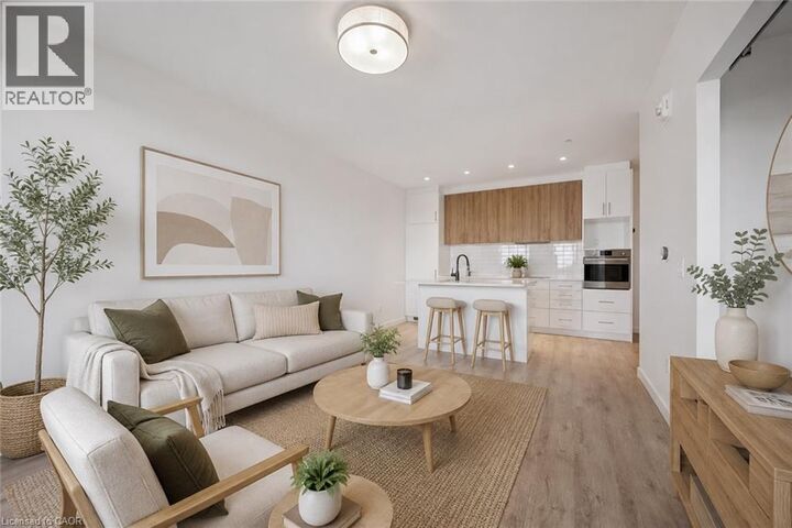 181 King Street South 1607 — photo 1
