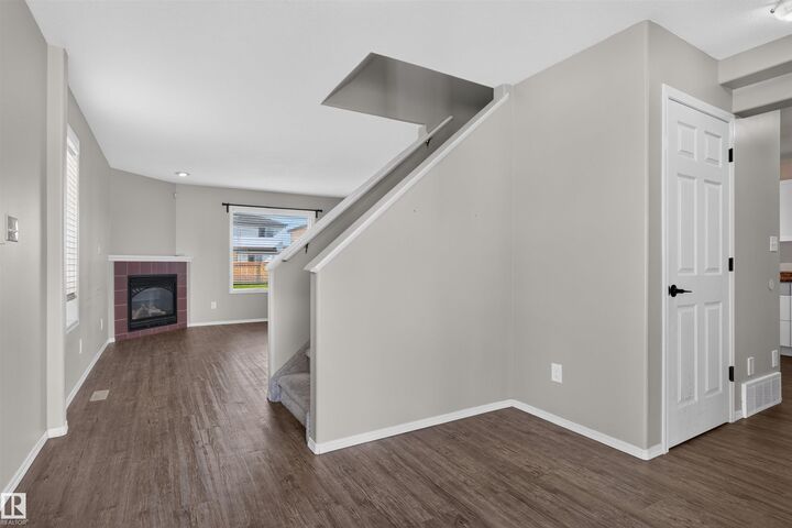 Property Photo: 1816 36 Avenue NW AB T6T 1S8