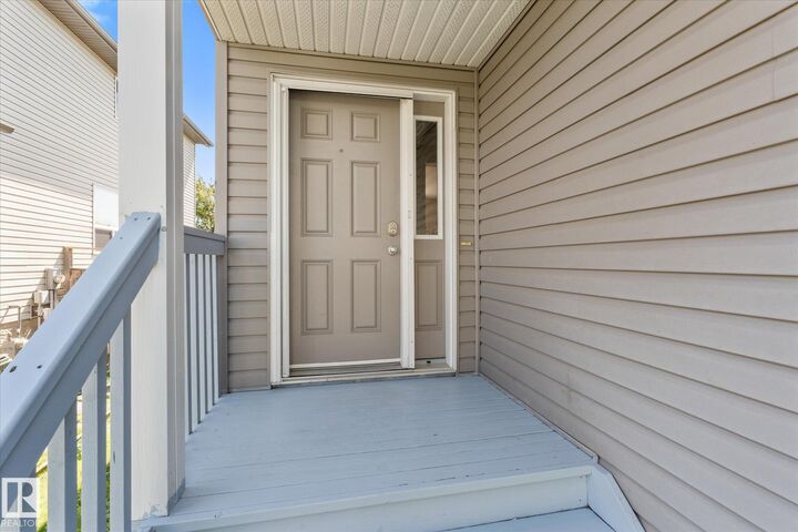 Property Photo: 196 Brookview Way AB T7Z 2X7