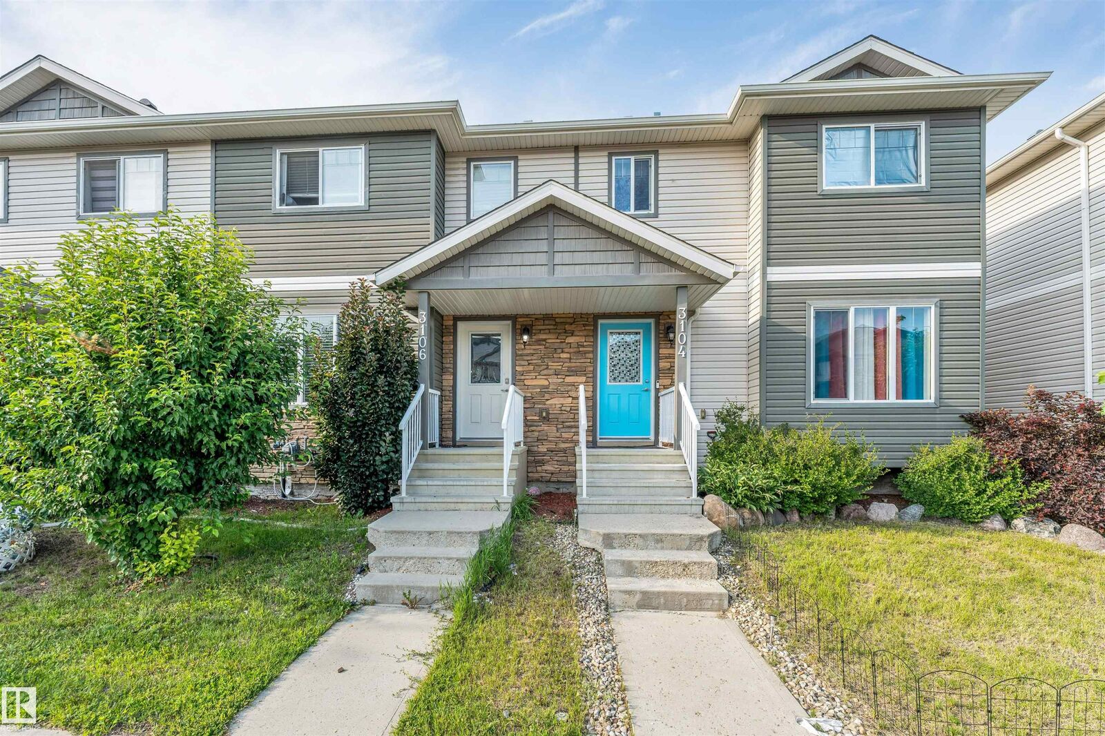 Property Photo:  3106 15 Avenue NW  AB T6T 0V2 