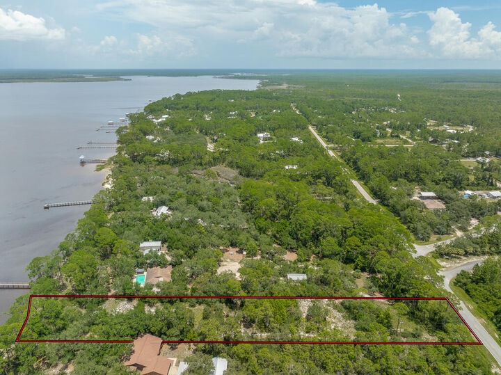 Property Photo: 213 N Bay Shore Dr FL 32328