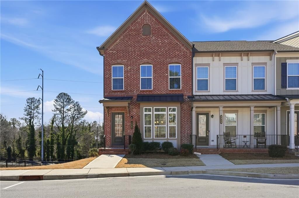 Property Photo: 3317 Park Pointe Circle GA 30079