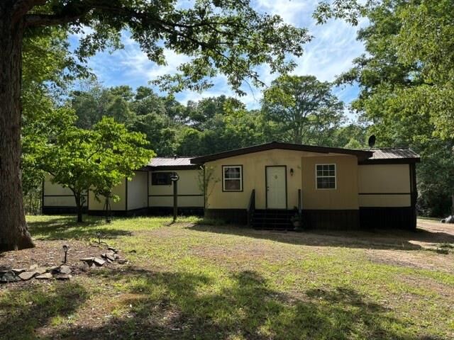 Property Photo: 265 Pleasant Valley Road NW GA 30103