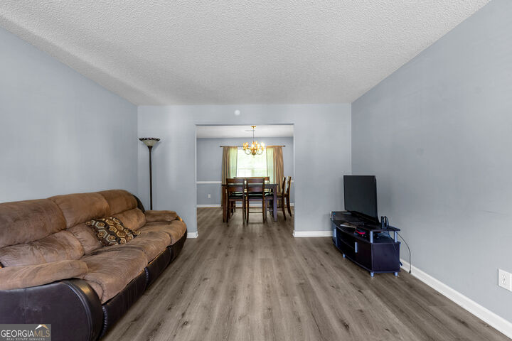 Property Photo:  322 Silverleaf Lane  GA 30157 