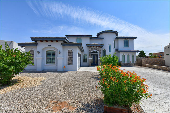 Property Photo: 864 Lemington Street TX 79928