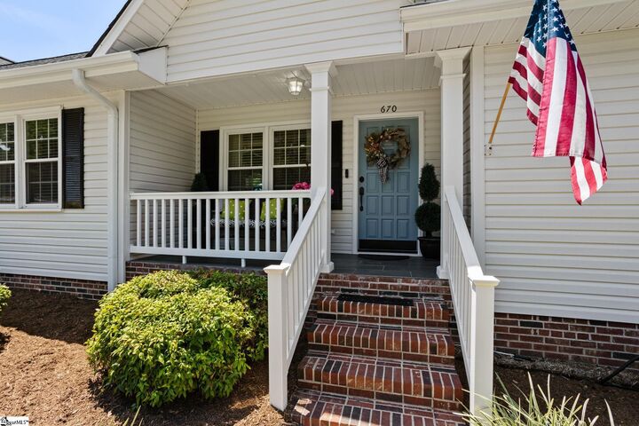 Property Photo: 670 Old Mill Road SC 29322