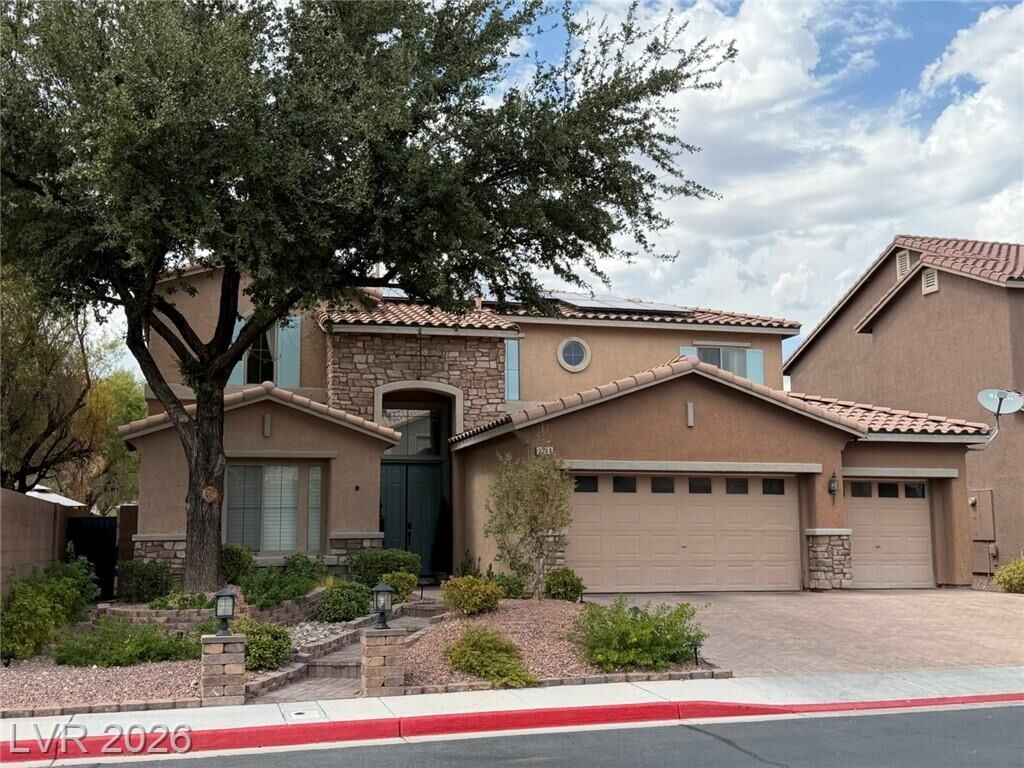 Property Photo: 3748 White Lion Lane NV 89084