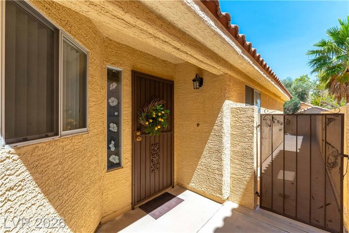 Property Photo: 9416 Hershey Lane NV 89134