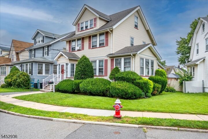 Property Photo: 1075 Overlook Ter NJ 07083