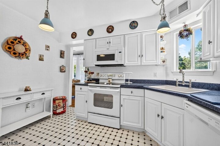 Property Photo:  3411 Richmond  Ct  NJ 08844 