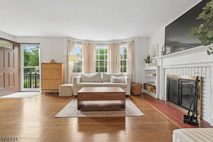 Property Photo:  611 Brookside Pl  NJ 07016 