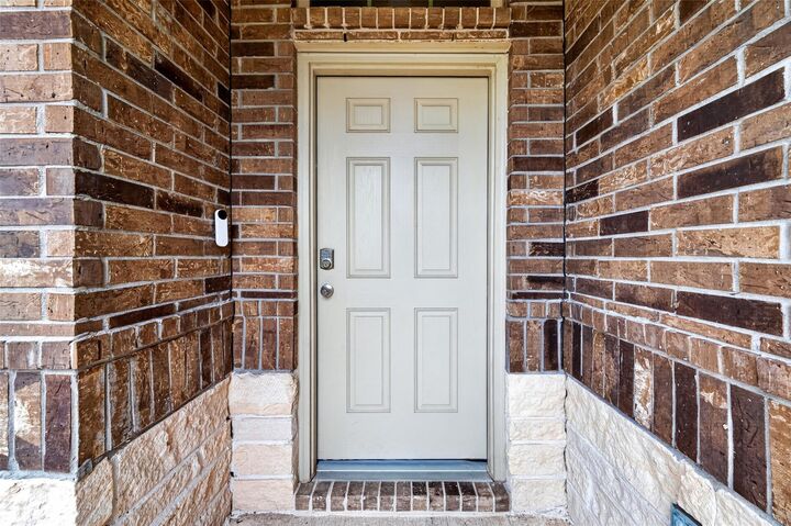 Property Photo:  986 Golden Willow Lane  TX 77304 