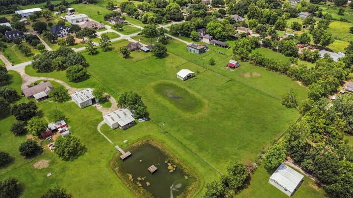 Property Photo: 1011 Tori TX 77469