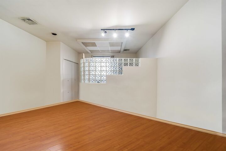 Property Photo:  75 Liberty Ave C5  NJ 07306 