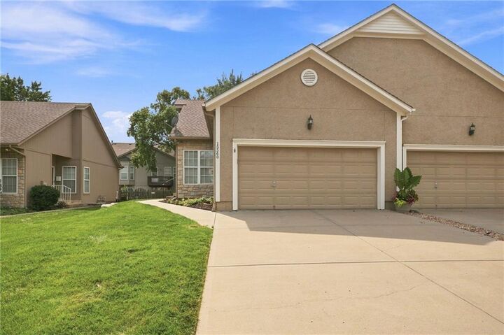 Property Photo:  15560 Floyd Street  KS 66223 