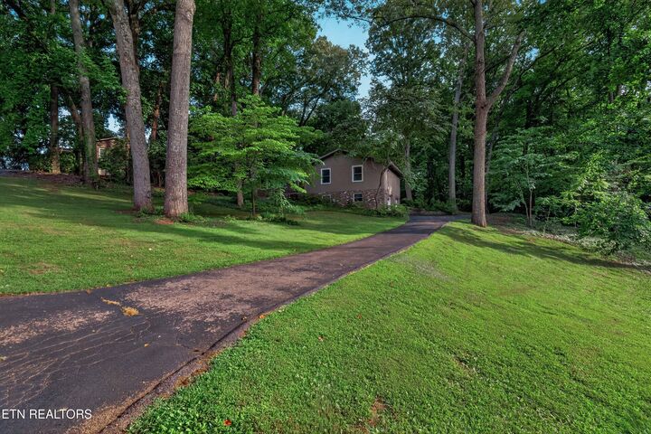 Property Photo: 6933 Riverwood Drive TN 37920