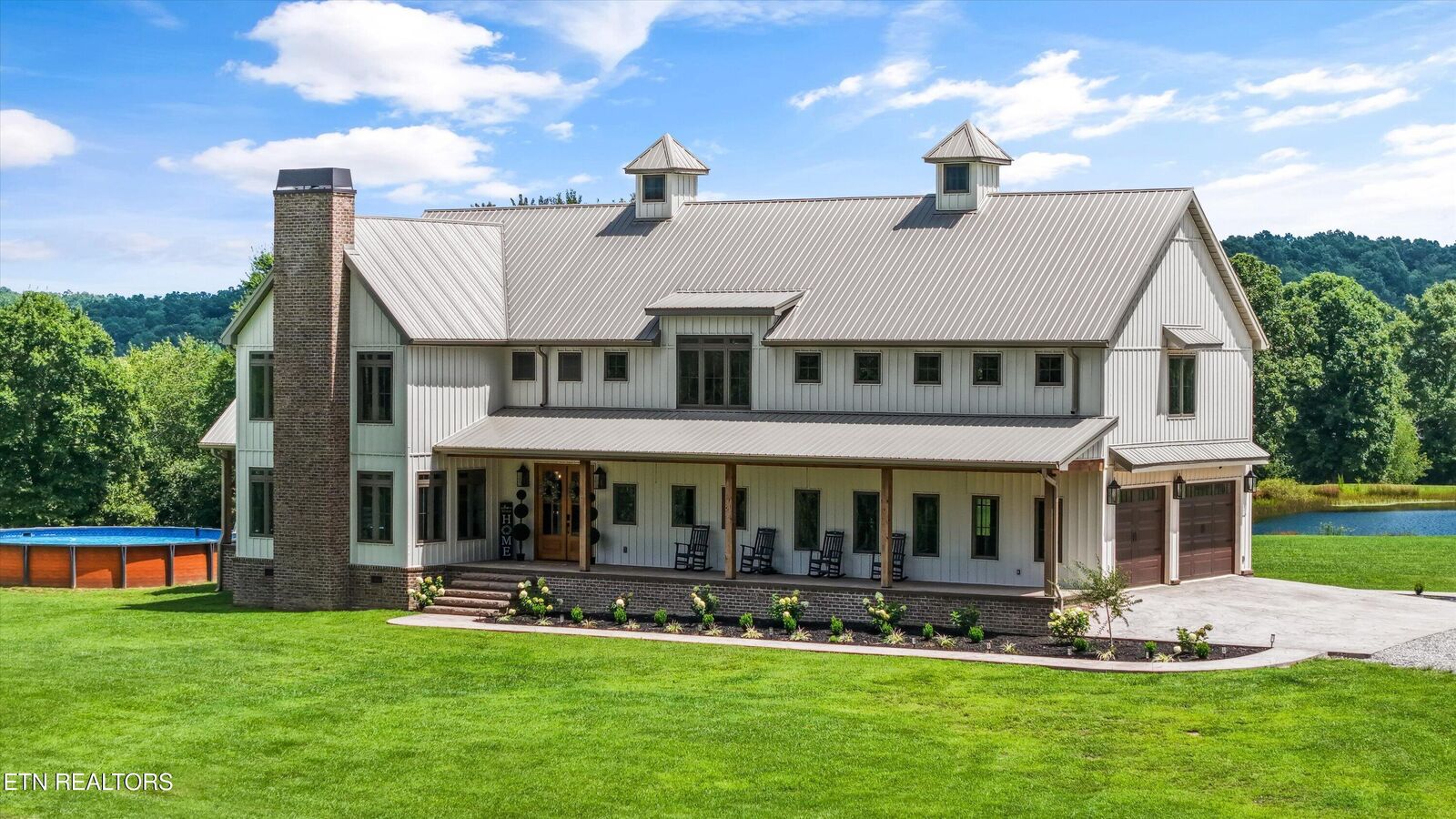 Property Photo:  240 John Nitzscheke Rd  TN 37872 