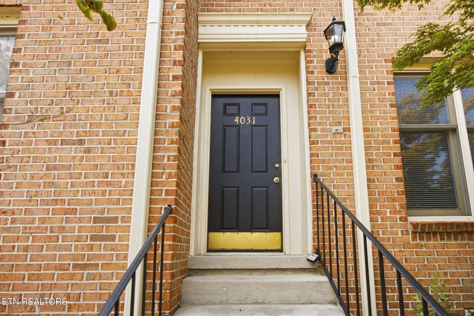 Property Photo: 4031 NW Heather Court Ave Court TN 37919