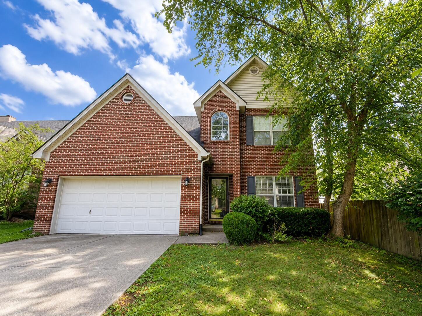 Property Photo: 764 Woodhaven Place KY 40514