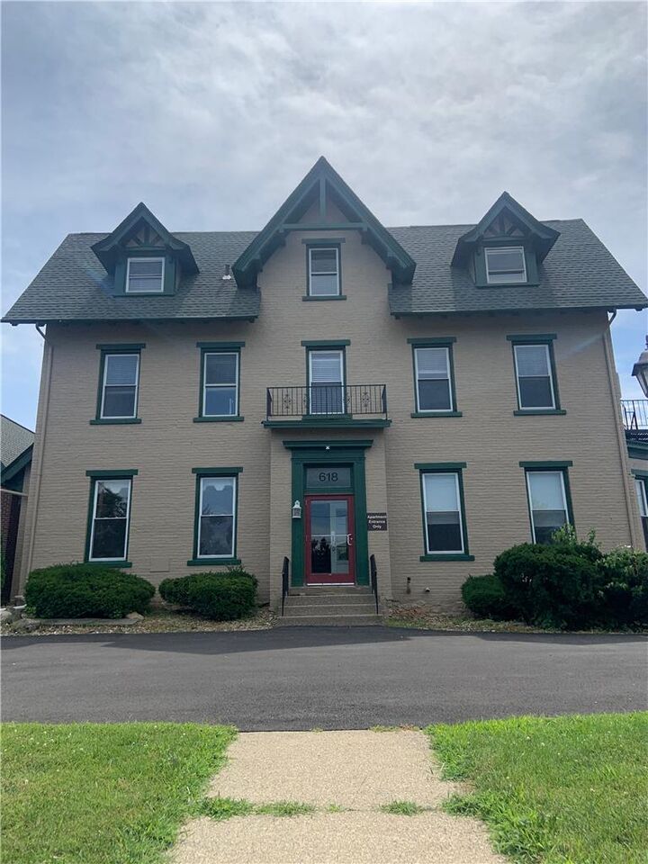 Property Photo:  618 Delaware Avenue 1  PA 18015 