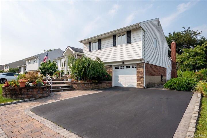 Property Photo: 38 Colony Lane NY 11791