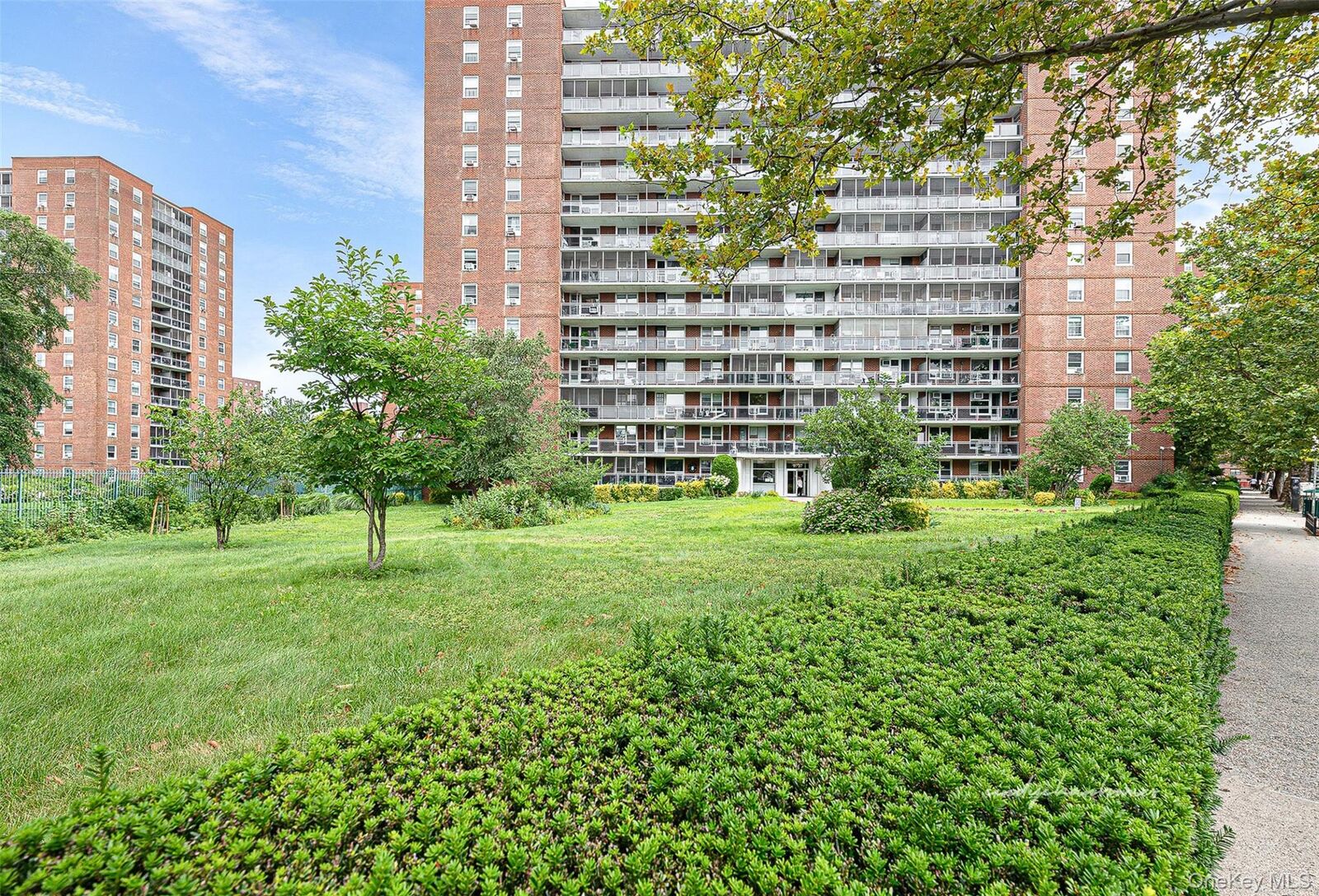 Property Photo:  97-37 63rd Road 2B  NY 11374 