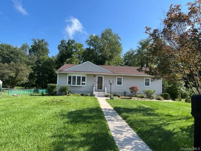 Property Photo:  18 Scott Drive  NY 12590 