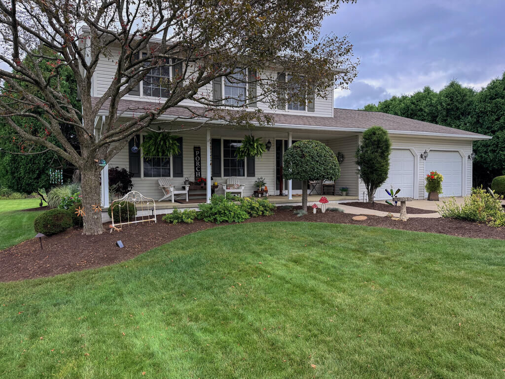 Property Photo:  770 Woodview Dr  OH 44805 