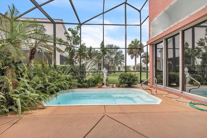 Property Photo:  10316 Arrowhead Drive  FL 33955 