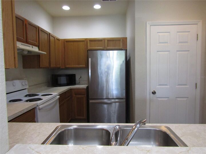 Property Photo: 3108 Wentworth Lane FL 34741