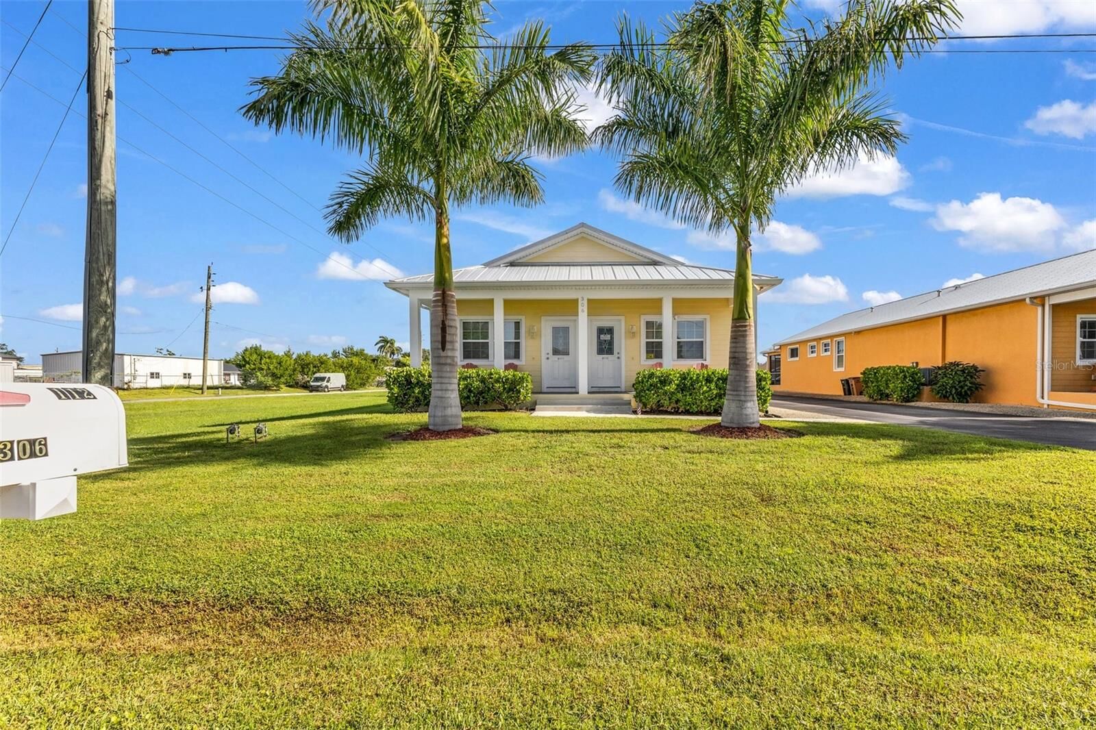 Property Photo: 306 E Grace Street FL 33950