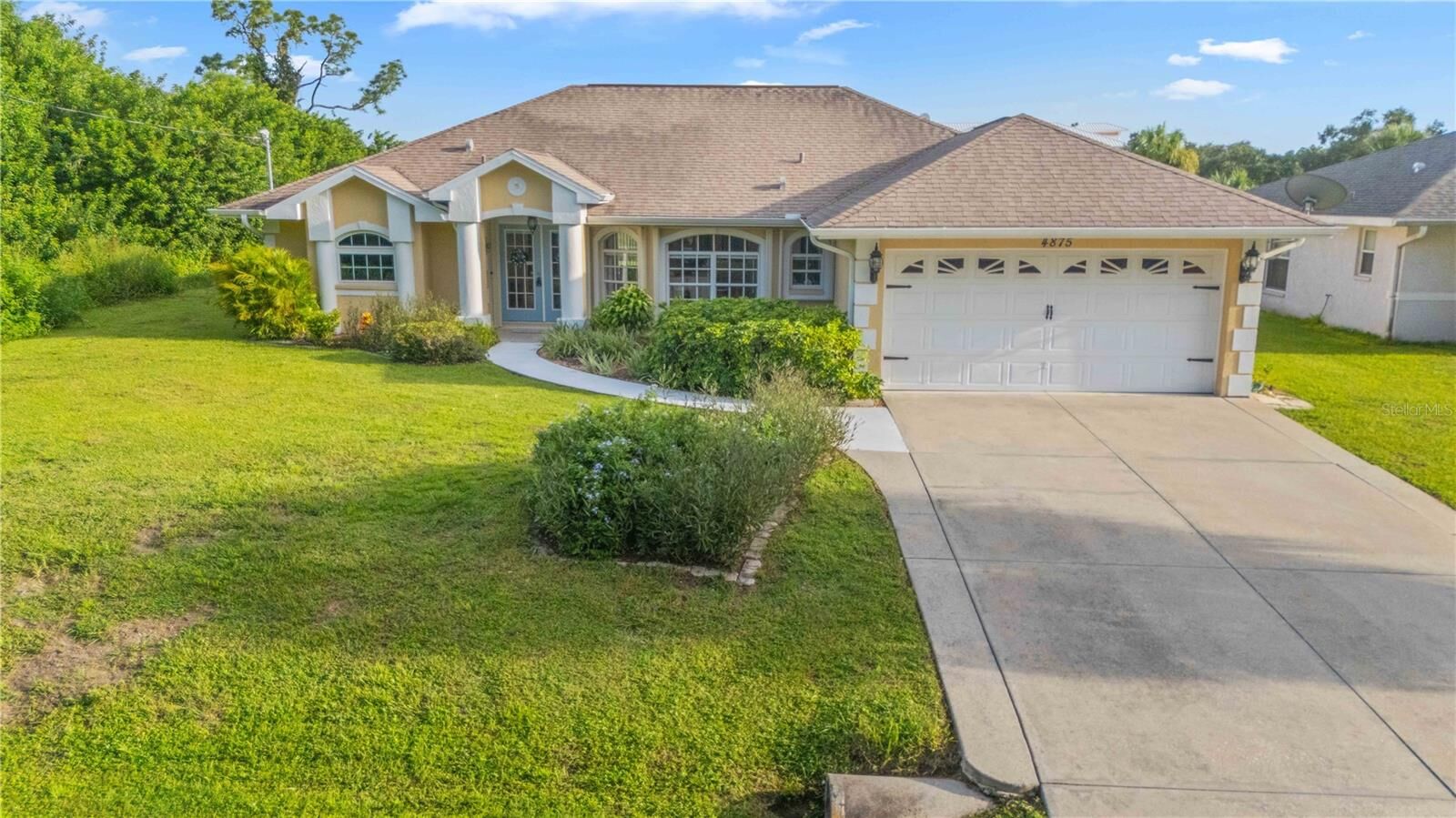 Property Photo: 4875 Hansard Avenue FL 34286