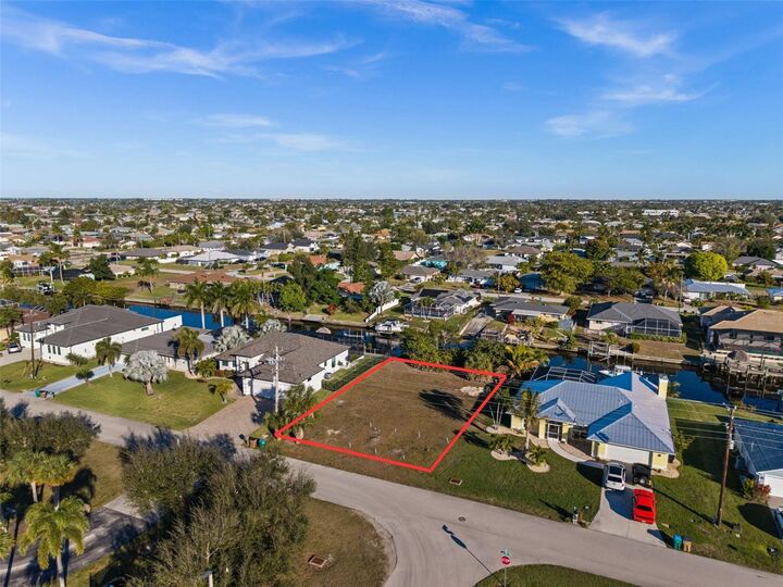 Property Photo:  241 SW 40th Street  FL 33914 