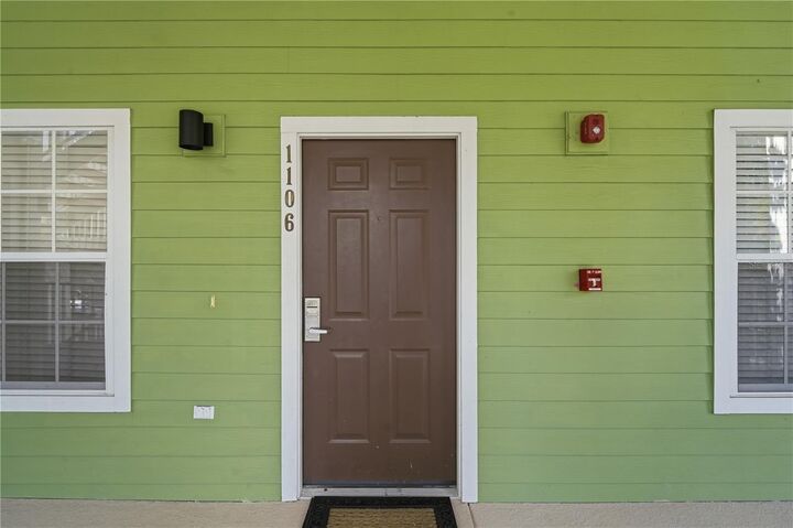 Property Photo: 1106 Gran Bahama Boulevard 1106 FL 33897