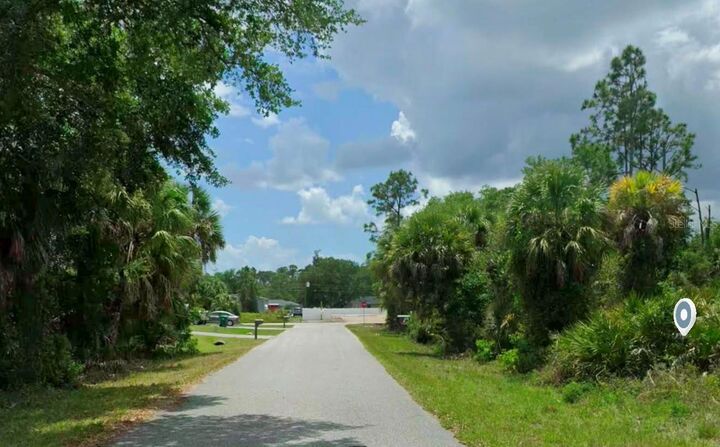Property Photo: 17212 Urban Avenue FL 33954