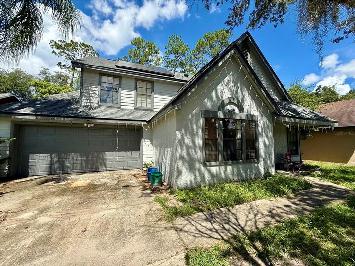 Property Photo: 950 Woodrose Court FL 32714