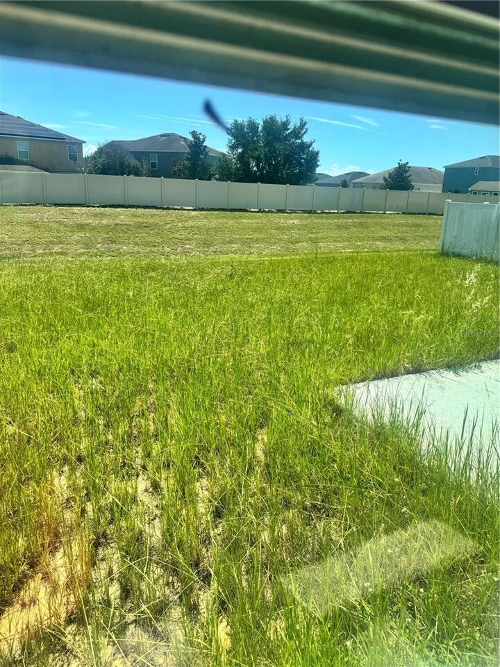 Property Photo: 487 Eaglecrest Drive FL 33844