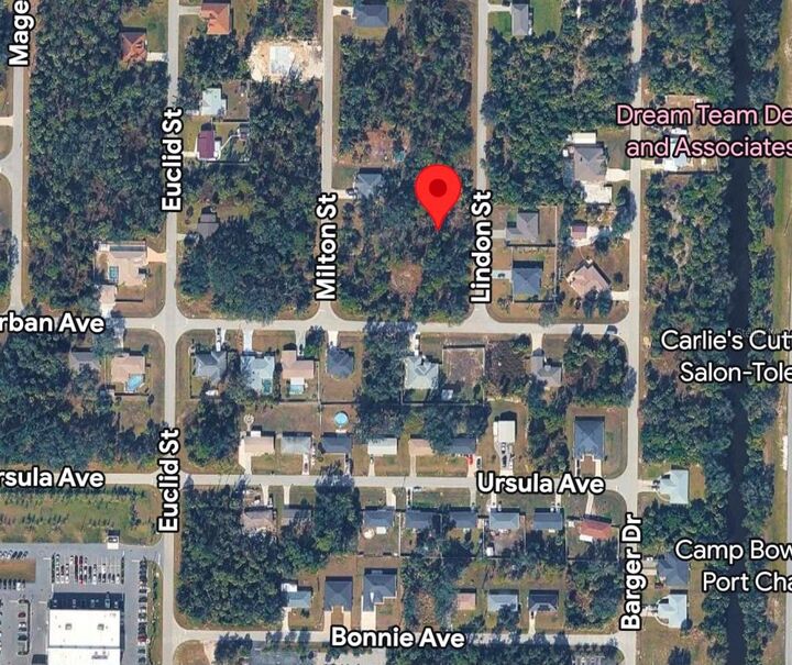 Property Photo: 411 Lindon Street FL 33954